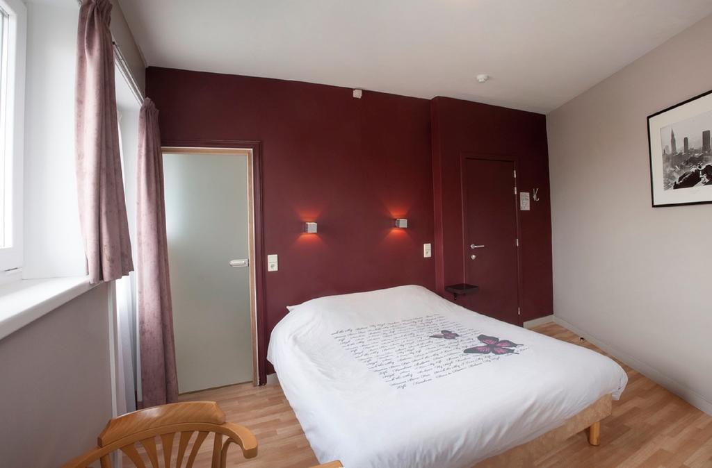Logies Het Maantje Hotel De Panne Exterior photo